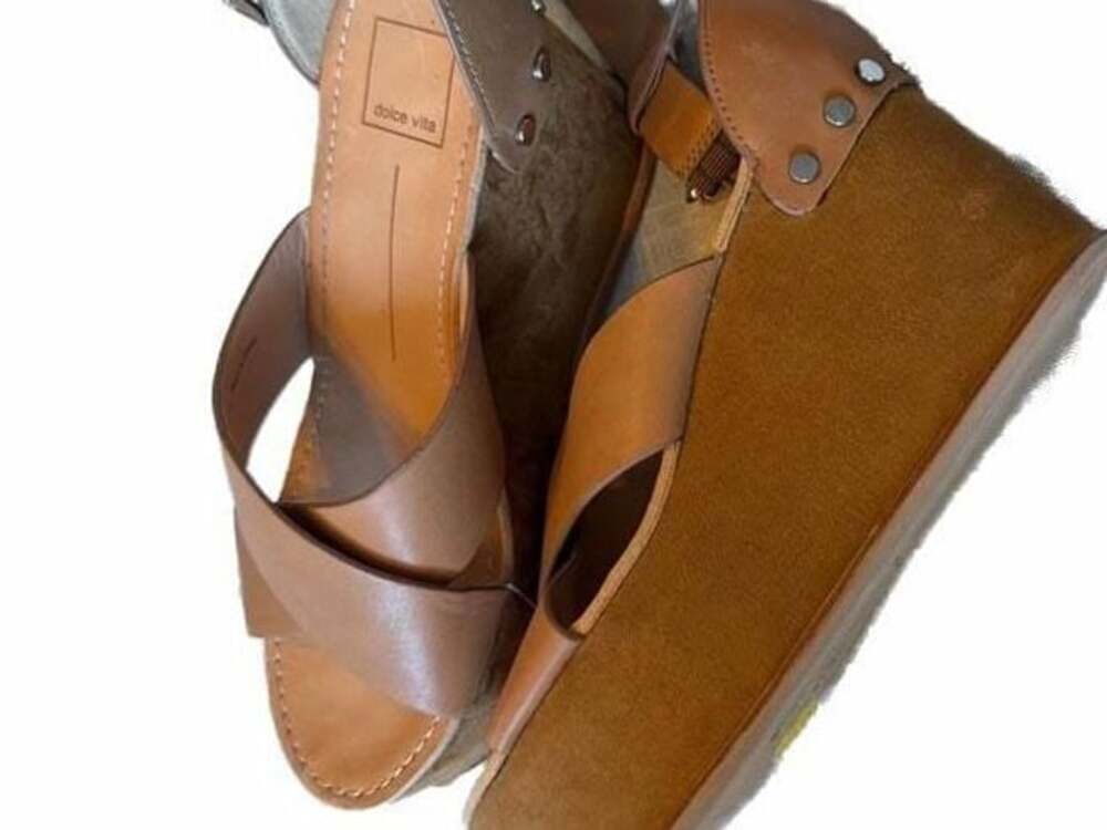 Dolce Vita Dalrae Caramel Leather Studded Wedge Sandal